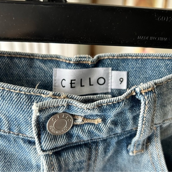 Cello High Rise Mom Jeans - Size 9 - New Without Tags - Picture 6 of 9